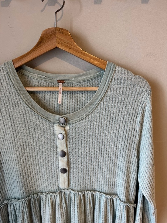 Free People Dresses & Skirts - Free People Light Sage Waffle Knit Waffle Dress